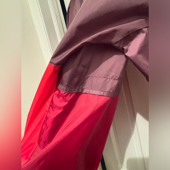 Cotopaxi Multicolor Lightweight Windbreaker - Picture 3 of 4